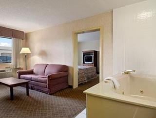 Super 8 La Grange Hotel Exterior photo