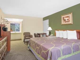 Super 8 La Grange Hotel Room photo
