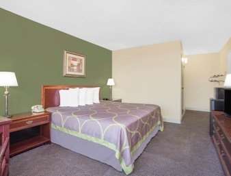 Super 8 La Grange Hotel Room photo